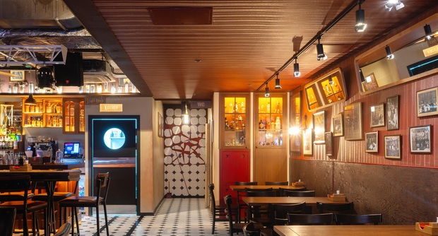 Бар Mr Help & Friends bar