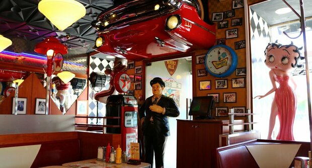 Ресторан Beverly Hills Diner